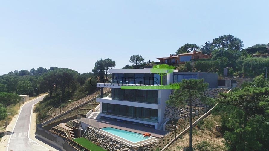 Ref-1110 Exclusive property with sea views for sale in Begur