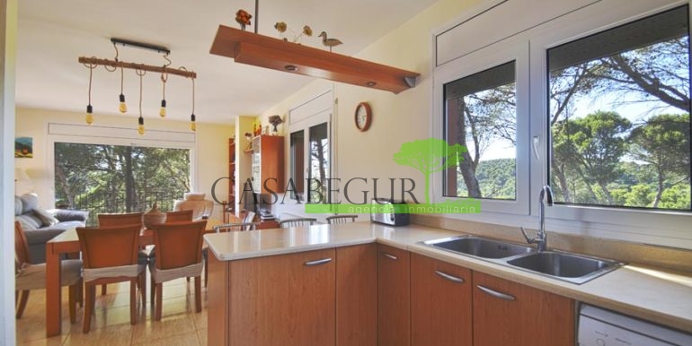 ref-1424-property-villa-house-home-sale-buy-purchase-residencial-begur-pool-garden16