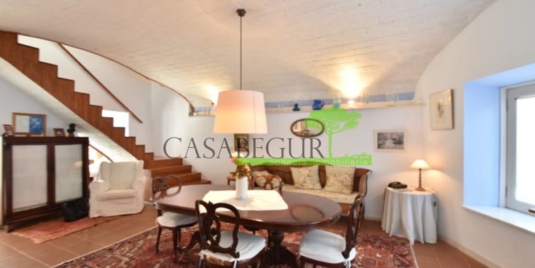 ref-1409-sale-buy-purchase-house-villa-villagehouse-old-center-of-begur-casabegur5
