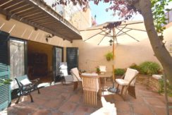 Ref-1440 Townhouse for sale in the center of Begur